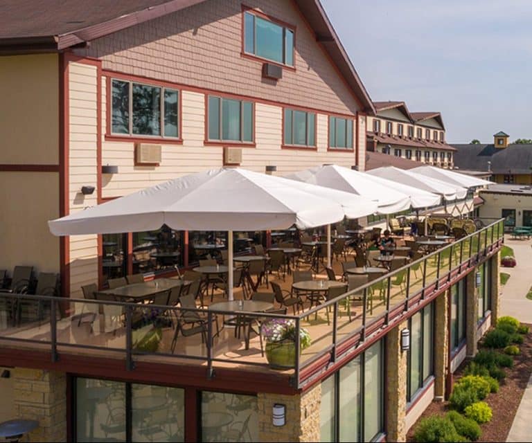 Summit Food & Spirits - Chestnut Mountain